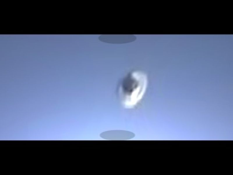 Arizona Skies UFO Caught on Camera