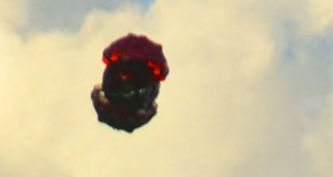 UFO Caught on Camera in Malibu