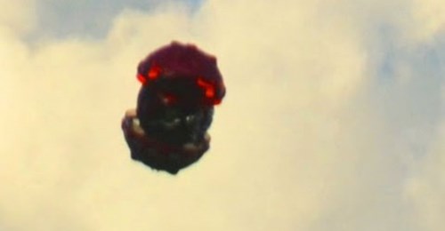 UFO Caught on Camera in Malibu